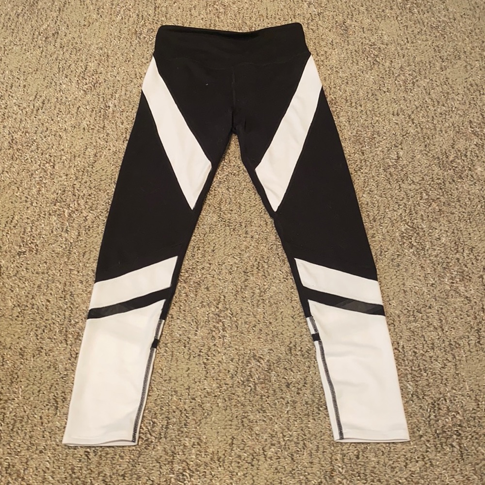 Black/White Leggings